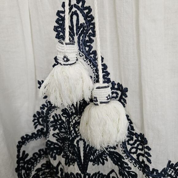 Max Edition Boho Peasant Style Blouse S Ivory Blue Embroidery Lg Beaded Pom Tie - Picture 3 of 11